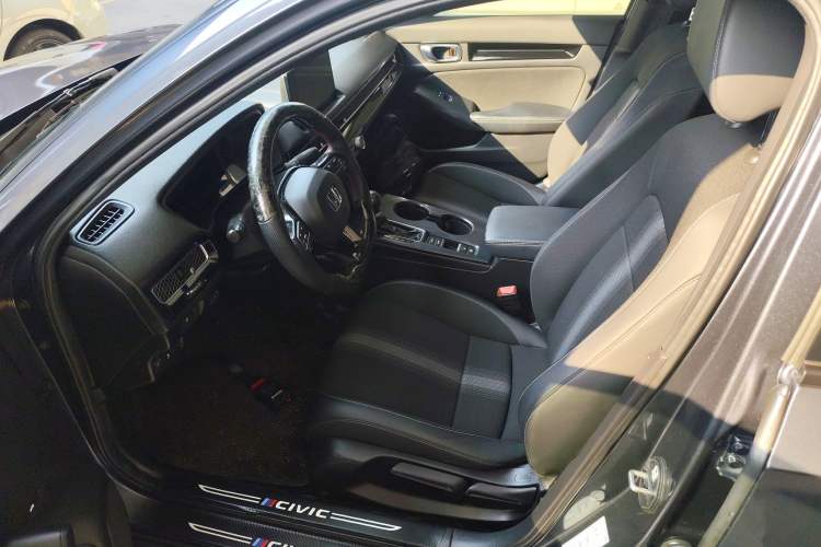 Used Honda Civic 2022 240TURBO CVT Dynamic Edition