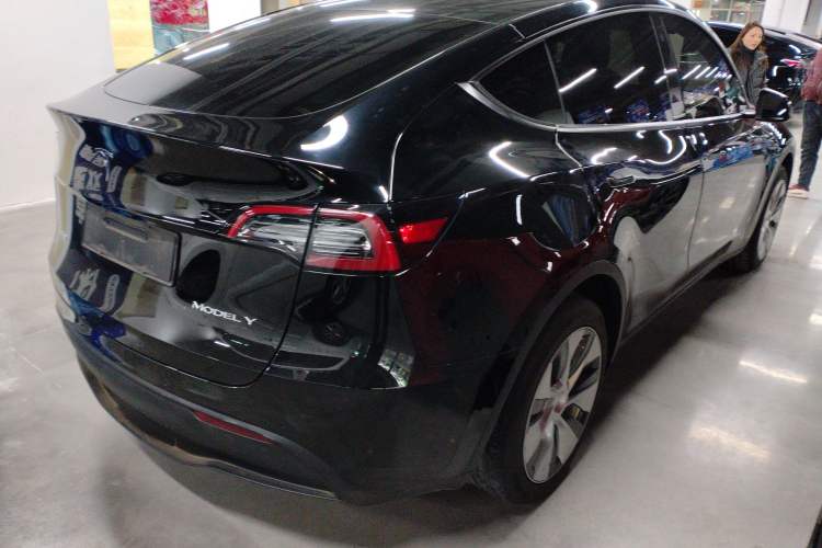 Used Tesla Model Y 2021 Standard Range Rear-Wheel Drive Version