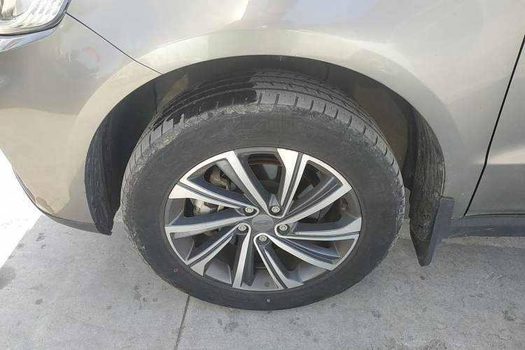 Used Geely Auto Vision X6 2020 1.4T CVT Luxury Edition