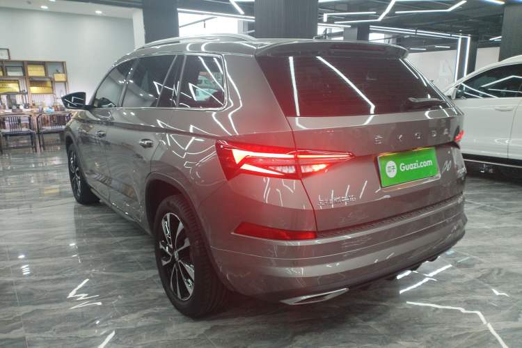 Used Skoda Kodiaq 2023 TSI330 7-Seater Two-Wheel-Drive Luxury Edition