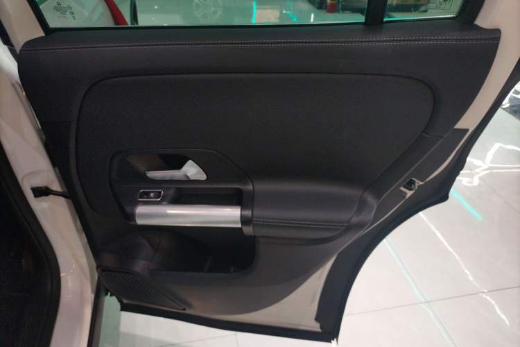 Used Mercedes-Benz GLA 2023 Facelifted GLA 200