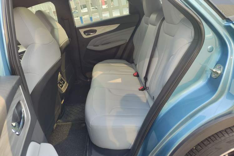 Used Venucia V DD-i 2025 Orca 150km Joyful Journey Edition