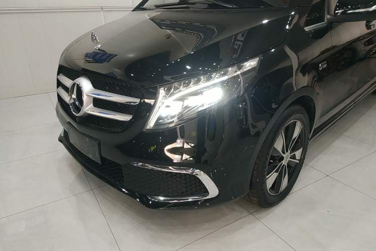 Used Mercedes-Benz V-Class 2022 V 260 L Long Wheelbase Prestige Edition
