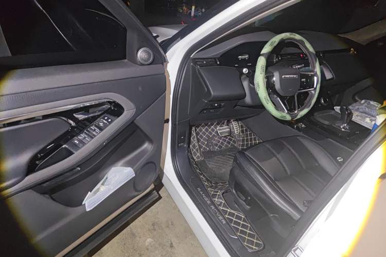 Used Land Rover Range Rover Evoque 2022 Range Rover L 200 PS R-Dynamic Standard Elite Edition
