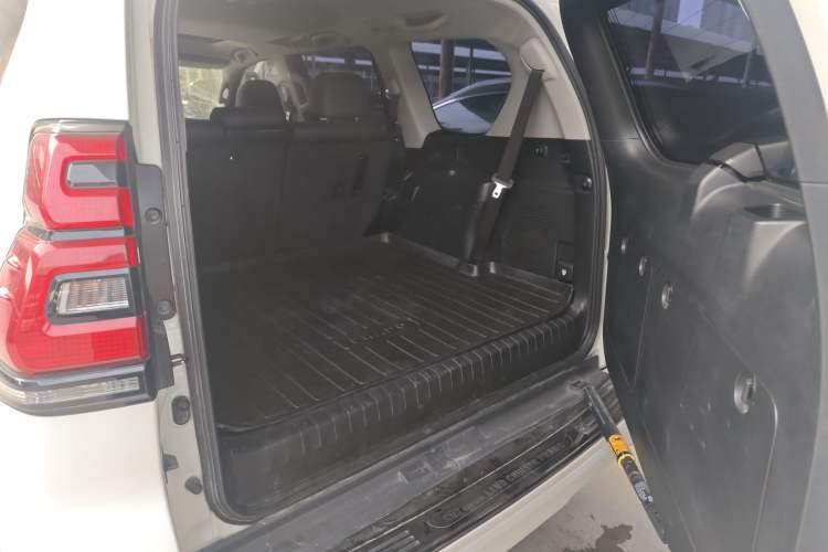 Used Toyota Prado 2018 3.5L Automatic TX-L
