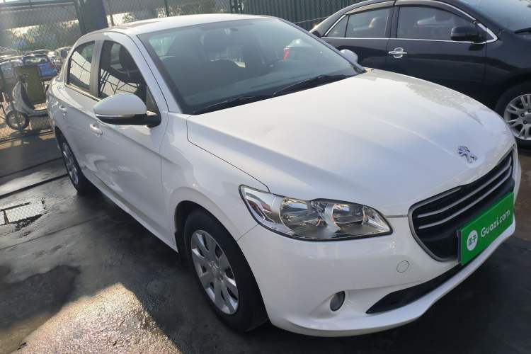Used Peugeot 301 2014 1.6L Manual Comfort Edition
