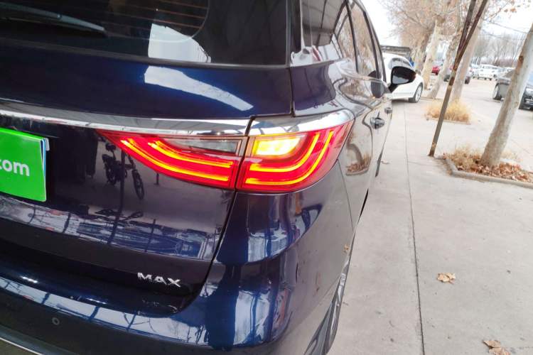 Used BYD Song MAX 2019 1.5T Automatic Smart Connect Ruiyi Sunroof Model 7 Seats China VI Standard
