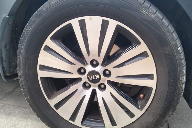 Used Kia Sportage R 2015 2.0L Automatic Two-Wheel Drive DLX Model