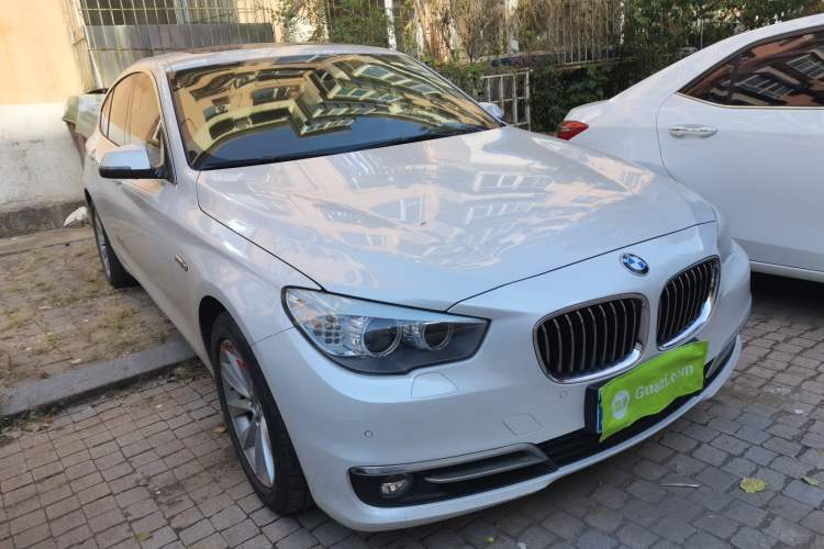 Used BMW 5 Series GT 2015 528i Leading Model