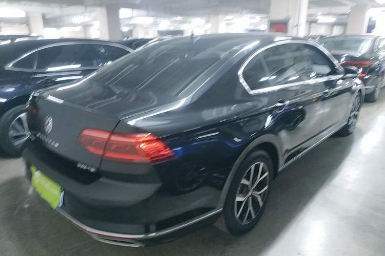 Used Volkswagen Magotan 2020 330TSI DSG Leading Model
