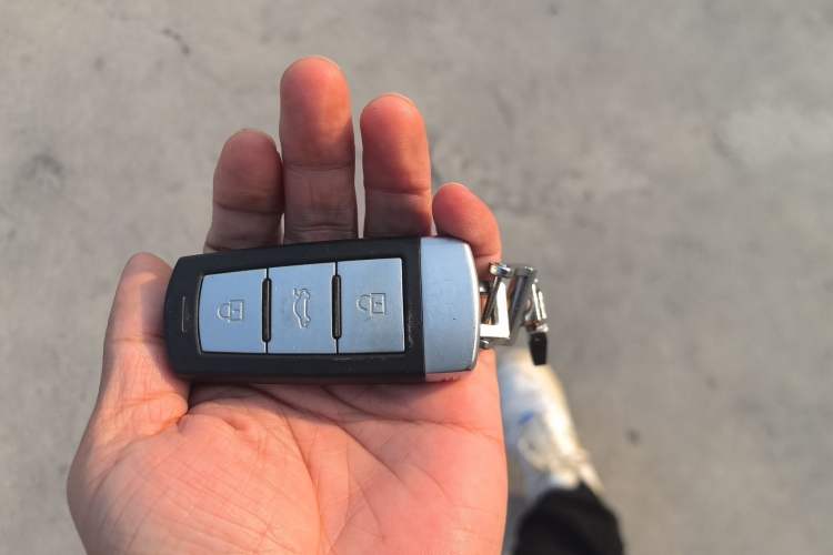 Used Zotye T600 2015 1.5T Manual Luxury Model
