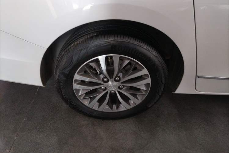 Used Buick GL8 2021 ES Land Cruiser 653T Luxury Edition