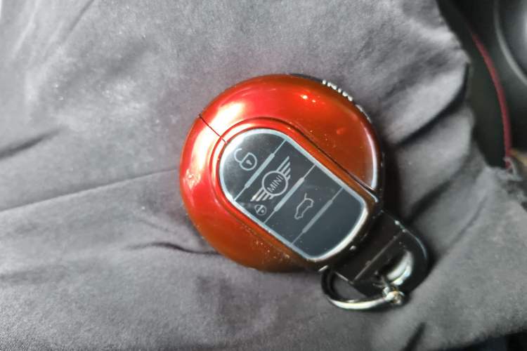 Used  MINI 2016 1.2T ONE Pioneer Edition
