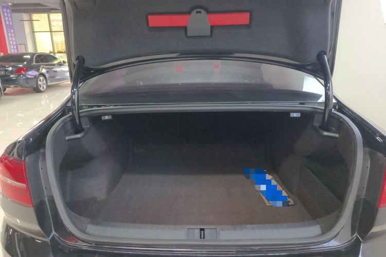 Used Volkswagen Magotan 2018 Facelift 330TSI DSG Luxury Model
