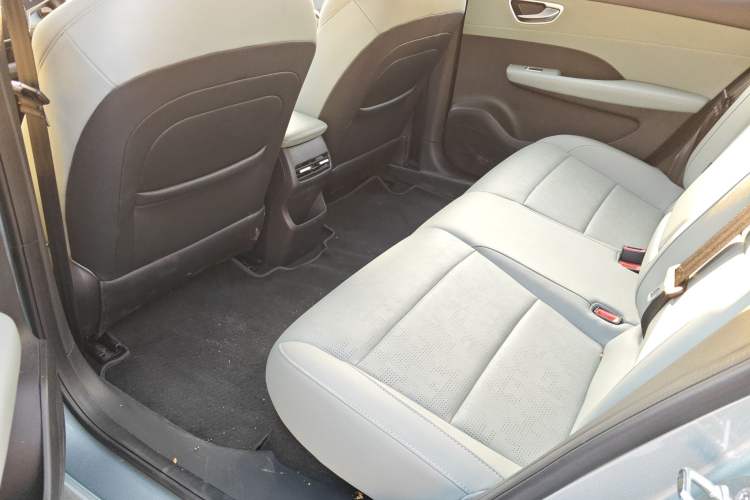 Used Roewe D6 2025 520km Smart Enjoyment Version
