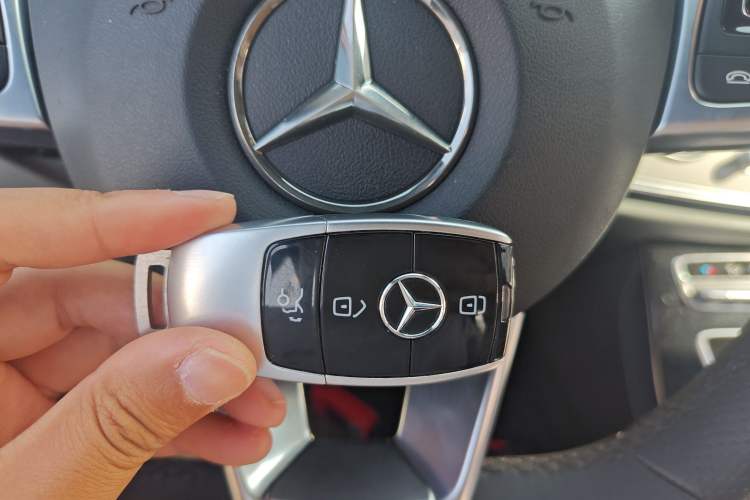 Used Mercedes-Benz E-Class 2017 Restyled E 300 Sport Edition