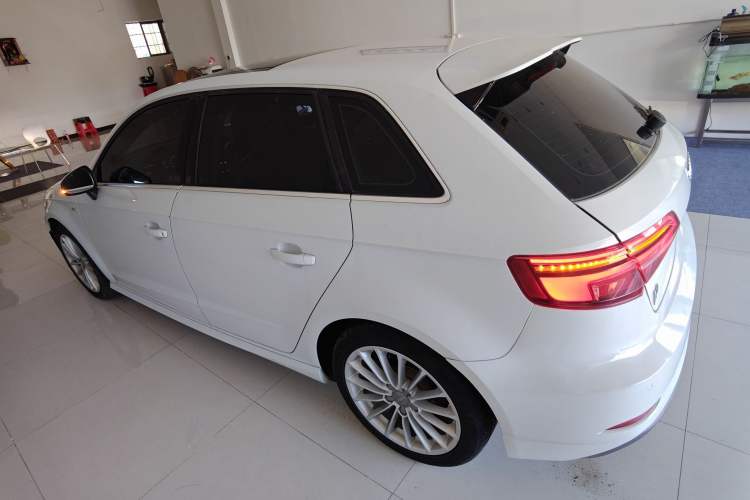 Used Audi A3 2017 Sportback 35 TFSI Fashion Model
