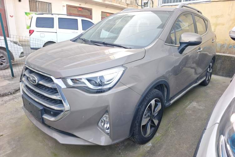 Used  Refine S3 2017 1.6L Manual Luxury Smart Model
