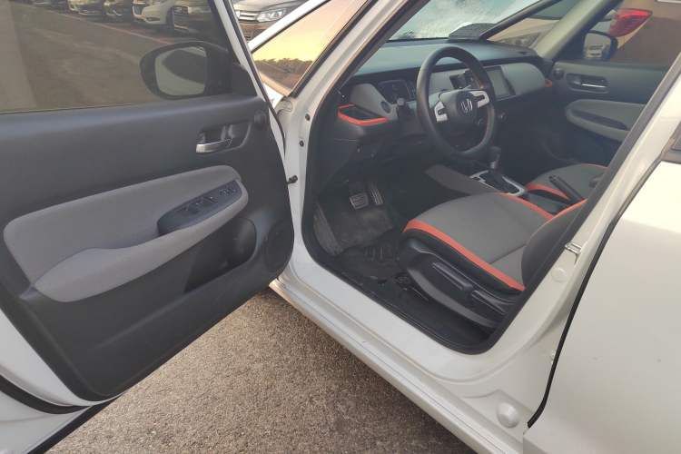 Used Honda LIFE 2021 1.5L CVT SPORT Heartbeat Edition