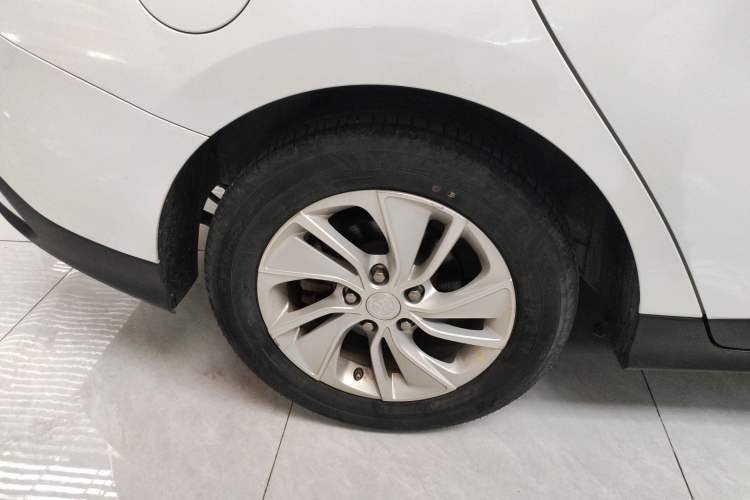 Used Buick Velite 6 2020 Plug-in Hybrid Connected Fashion Model
