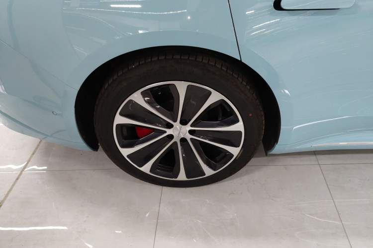 Used Hima Luxeed S7 2025 785 km Ultra