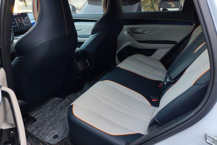 Used BYD Song PLUS New Energy 2021 EV Flagship Model
