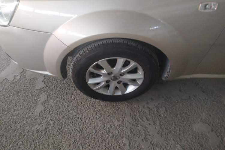 Used Buick Excelle 2013 1.5L Automatic Classic Model
