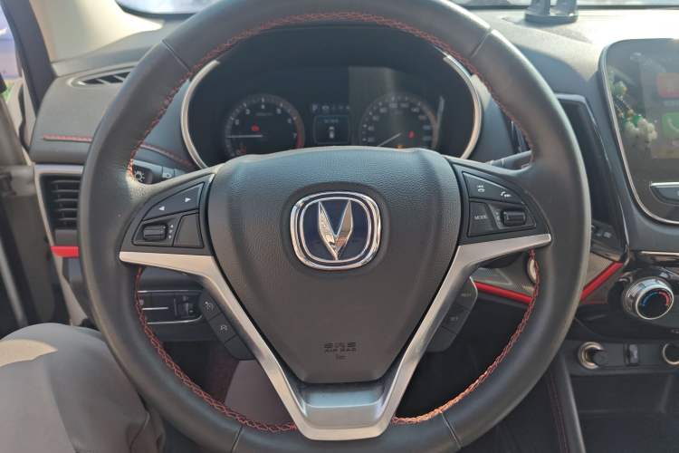 Used Changan CS55 2018 1.5T Automatic Colorful Edition China V Standard
