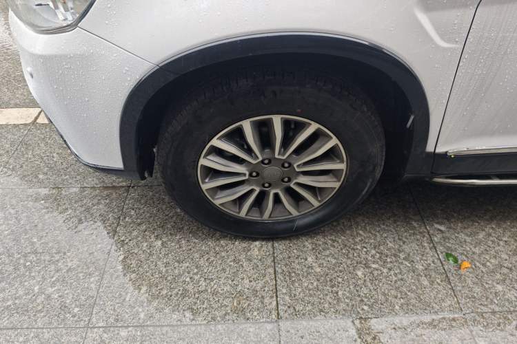 Used Haval H6 2015 Sport Edition 1.5T Automatic Two-Wheel Drive Luxury Model