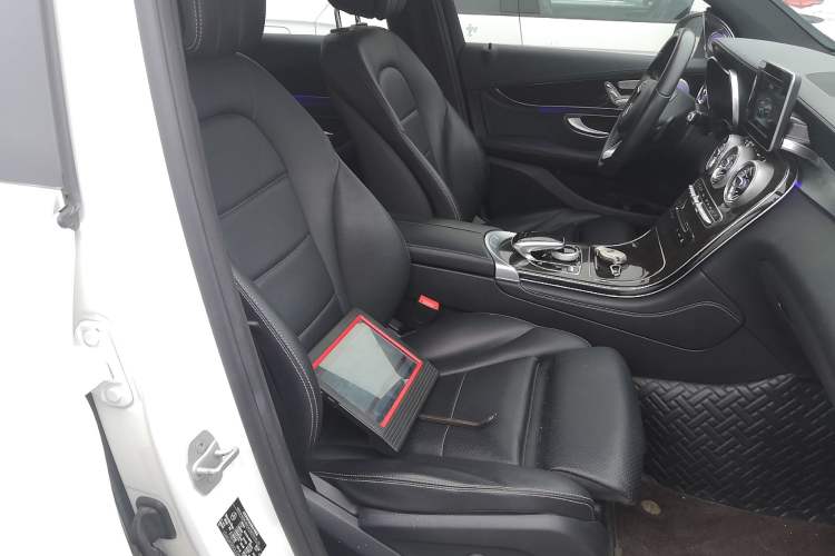 Used Mercedes-Benz GLC 2016 GLC 260 4MATIC Dynamic Edition
