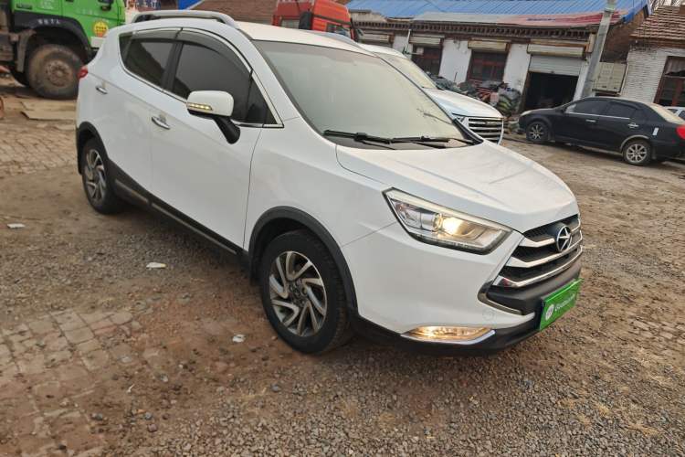 Used  Refine S3 2016 1.5L Manual Luxury Model
