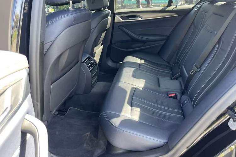 Used BMW 5 Series 2020 525i M Sport Package
