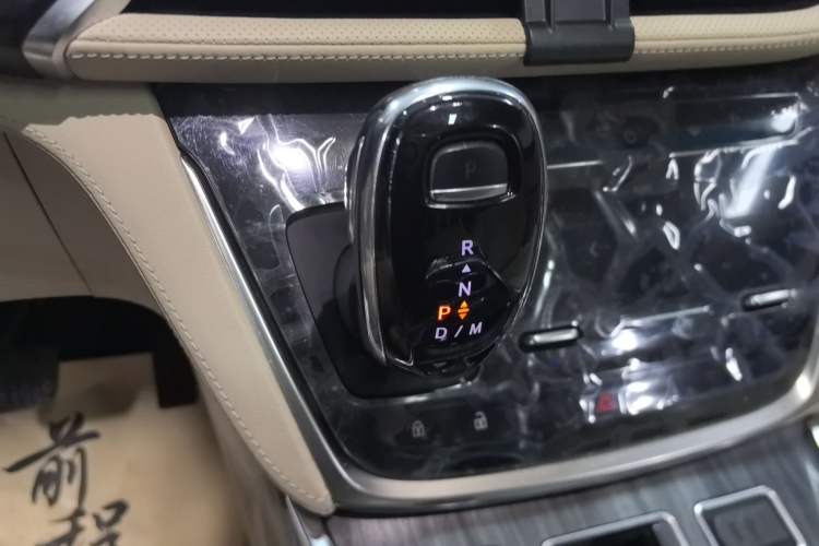 Used Buick GL8 2022 ES Landtrek 653T Luxury Edition
