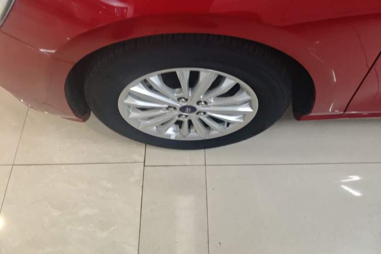 Used Ford Focus 2020 Sedan 1.5L Automatic Sharp Edition
