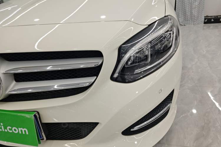 Used Mercedes-Benz B-Class 2015 B 200 Fashion Model