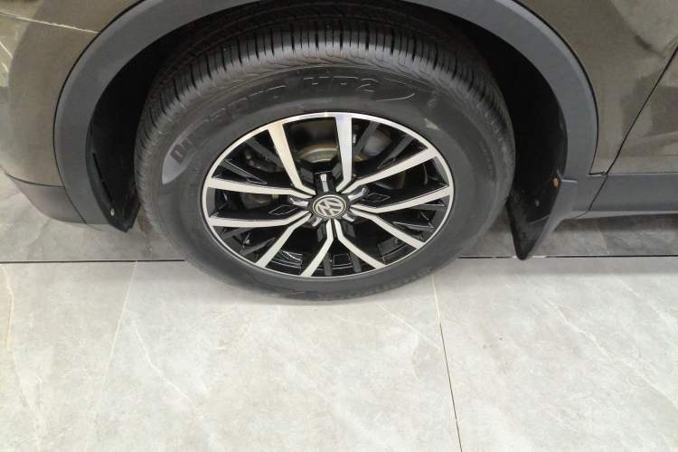 Used Volkswagen Tiguan L 2018 330TSI Automatic Two-Wheel Drive Luxury Edition