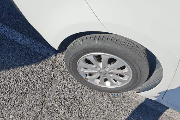 Used Kia K3 2015 1.6L Manual GL
