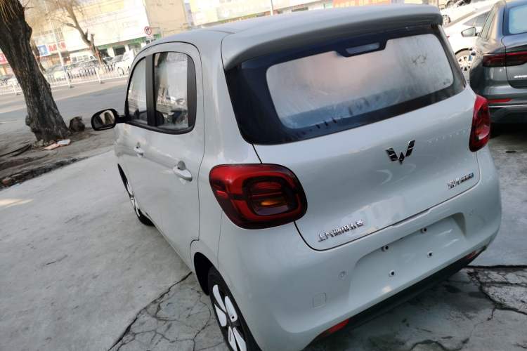 Used Wuling Hongguang MINIEV 2025 Four-Door Version Advanced Edition
