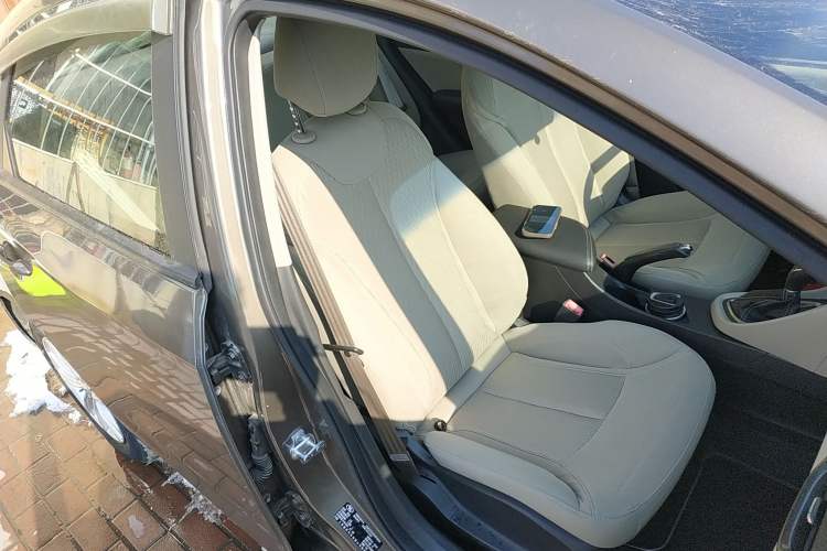 Used Buick GT 2015 15N Automatic Entry-Level Trim
