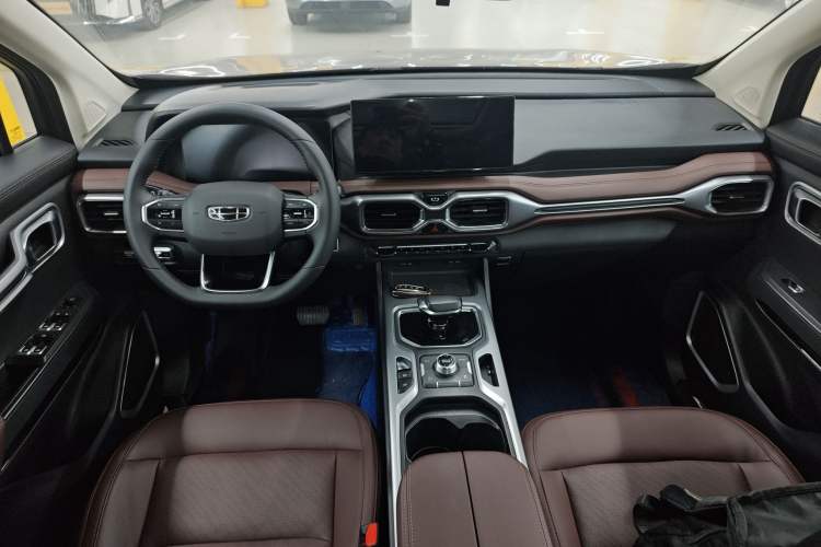 Used Geely Auto Haoyue 2022 1.8TD DCT Luxury 7-Seater