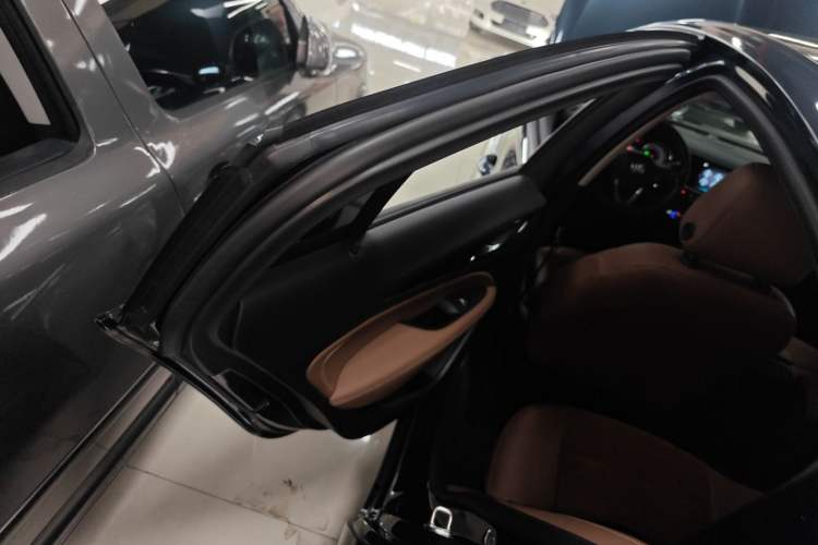 Used Buick Regal 2019 20T Elite Version China VI Standard
