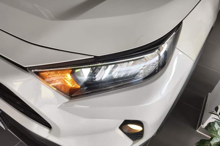 Used Toyota RAV4 2020 2.0L CVT Two-Wheel Drive Fashion Edition