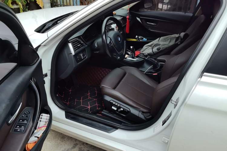 TDK.VehicleDetails.img