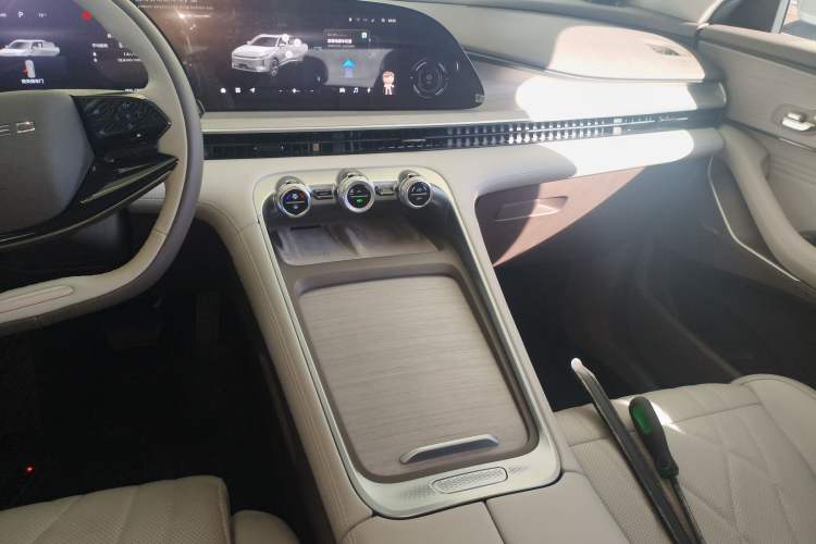 Used  Stellar C-DM 2024 1.5T Long-Range Pro
