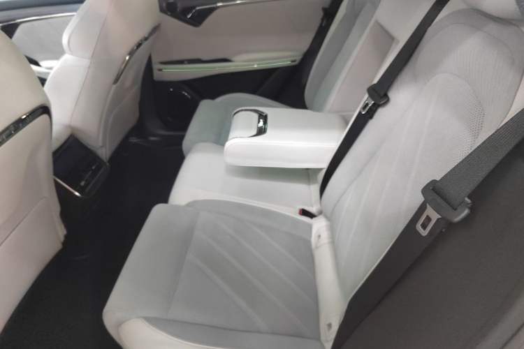 Used VOYAH FREE 2025 318 318 km Rear-Drive Touring Edition
