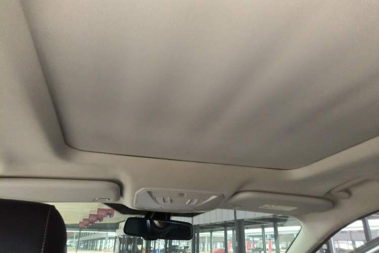 Used Ford Kuga 2017 EcoBoost 180 Two-Wheel-Drive Platinum Edition
