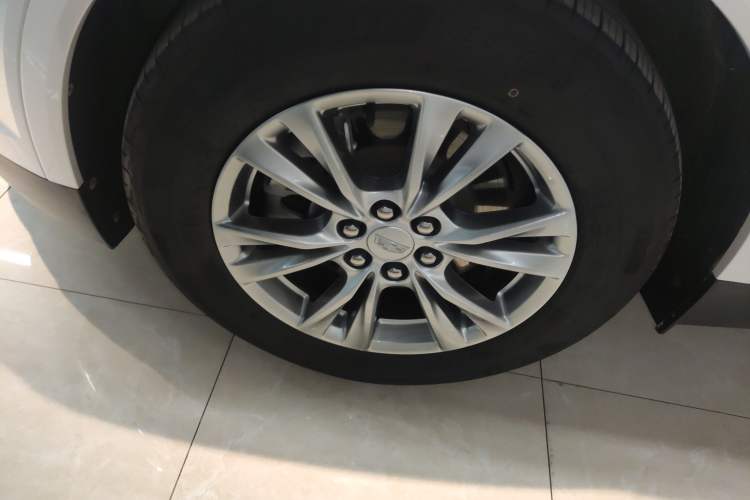 Used Cadillac XT5 2022 2.0T Two-Wheel Drive Luxury Version
