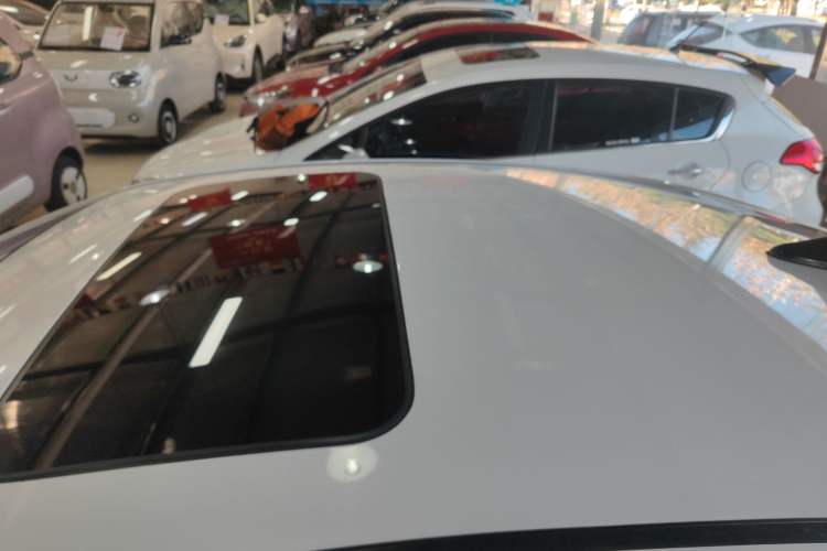 Used Hyundai Elantra 2016 1.6L Automatic ZhiXuan – Elite Version
