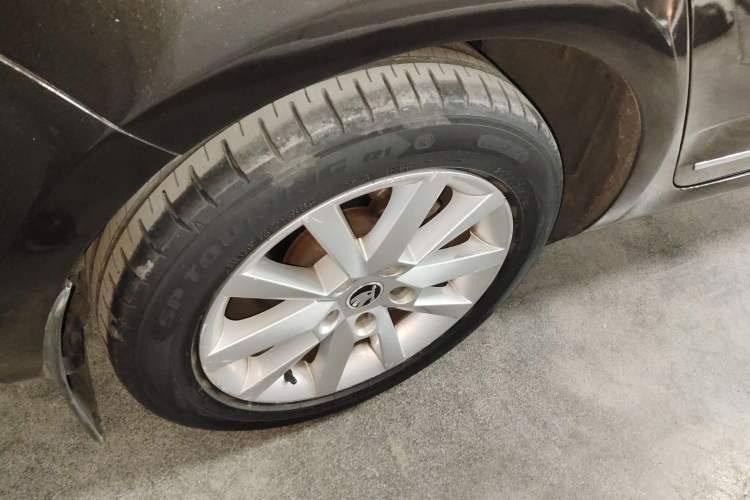 Used Skoda Octavia 2015 1.4TSI DSG Elegance Edition
