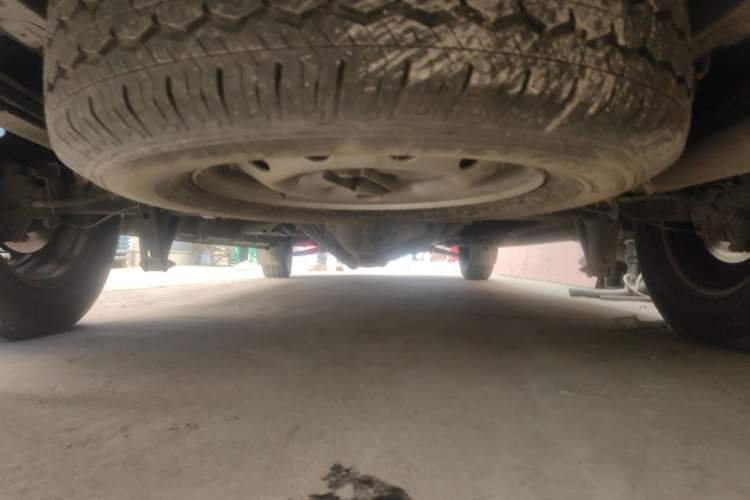 Used Foton Toano 2024 Tuyano Pro Multi-Function 2.0T Manual Rear-Drive Long Wheelbase Mid-Roof Design Single Rear Tire—Available in 5/6/7/9-Seater Configurations
